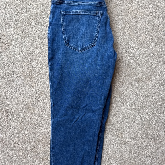 Banana Republic Jeans - Picture 3 of 4